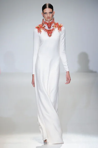 Look 8